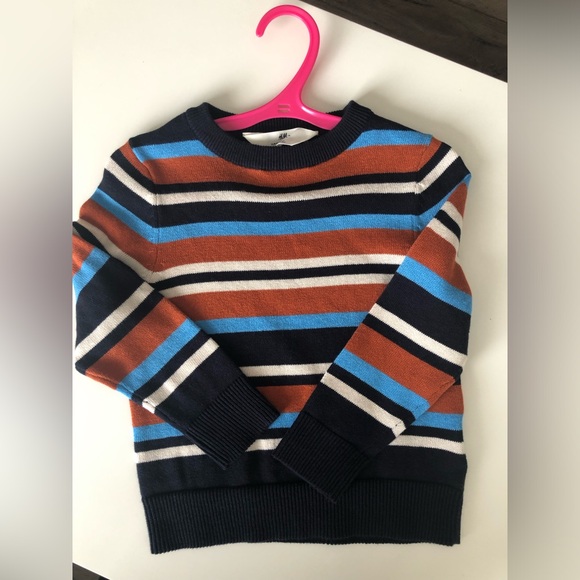 💜2/$20 Brand New Without Tags H&M Sweater - Picture 1 of 5